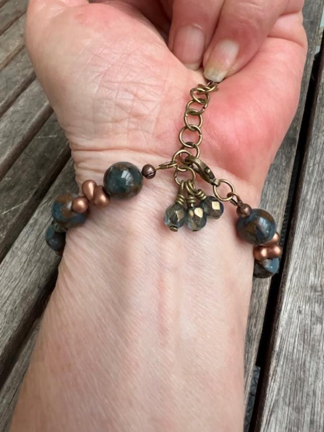 Bracelet with Elephant Focal