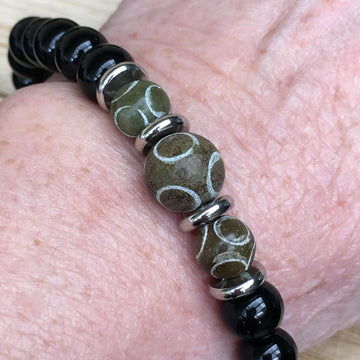 Men's Stretch Bracelet with Carved Jade